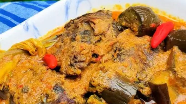 Resep Mangut Ikan Asap dan Tips Memasaknya Agar Tidak Keras