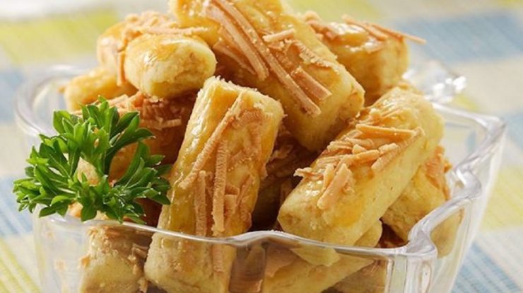 Resep Kue Kastengel Keju dan Tips Agar Kue Tidak Pecah